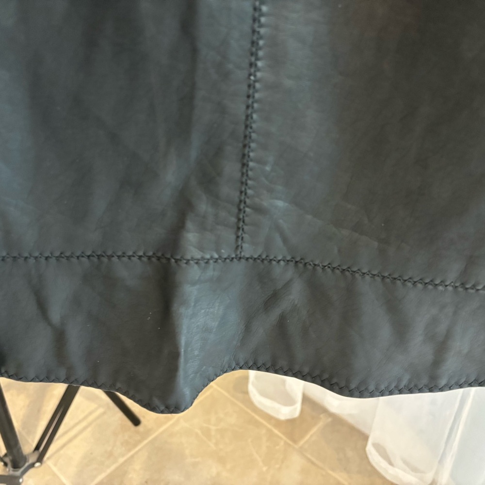 No label - Picture 10 of 13